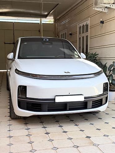 купить китайский автомобиль: Lixiang L9: 2025 г., 1.5 л, Автомат, Гибрид, Внедорожник — 1