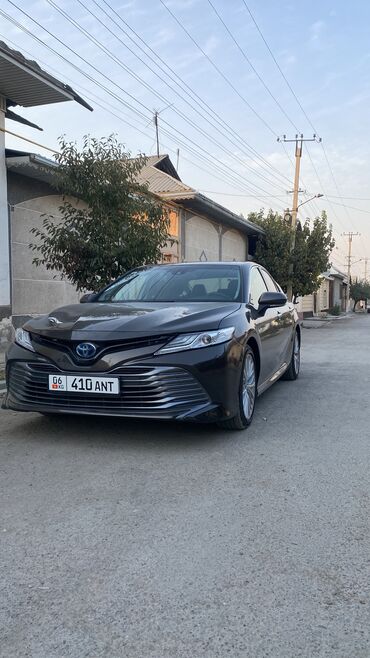 toyota хайлюкс: Toyota Camry: 2019 г., 2.5 л, Автомат, Гибрид, Седан