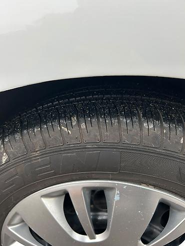 r17 sam: Nissan Sunny: 1.2 l | 2014 il Sedan — 5