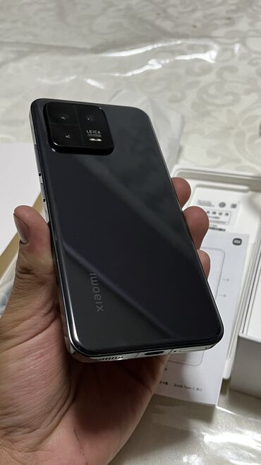 swift 1: Xiaomi, 13, Б/у, 256 ГБ, цвет - Черный, 2 SIM, eSIM