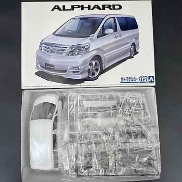 Искусство и коллекционирование: Пластиковая модель для сборки: Toyota Alphard В подарок клей - — 1