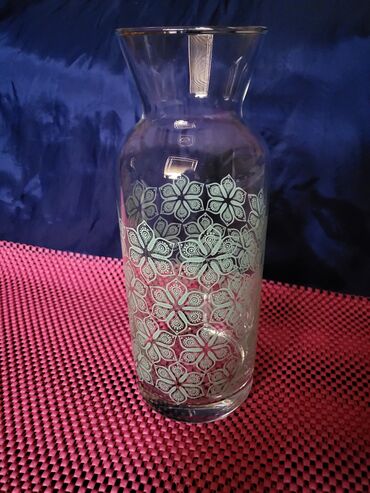 Ostalo posuđe: Vaza nova,vintaz staklena. Vaza je bez ostecenja,sve na vazi odsjaj — 7
