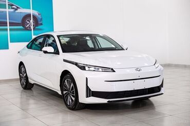 Changan: Changan : 1.5 l | 2024 il Sedan