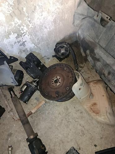 cruz radiator: Ford üçün orijinal ehtiyat hissələri paketi Satılır: VW qamma — 4