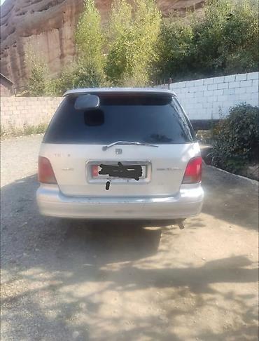 машина япония: Honda Odyssey: 1994 г., 2.2 л, Автомат, Бензин, Минивэн — 4