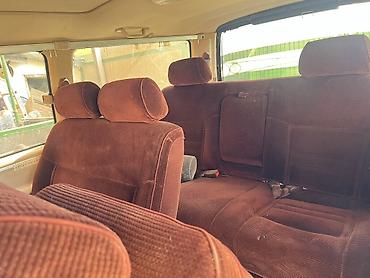 sequoia 2010: Toyota Hiace: 1993 г., 2.8 л, Автомат, Минивэн — 4