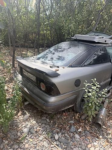 электроника 5: Opel Vectra: 1993 г., 1.8 л, Кол менен иштөөчү, Бензин, Седан — 4