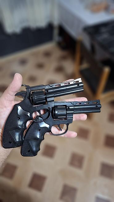 rezin qayiq satisi: Məhsul: Full-Alloy Revolver oyuncaq Demir tapanca - Qırmızı — 2