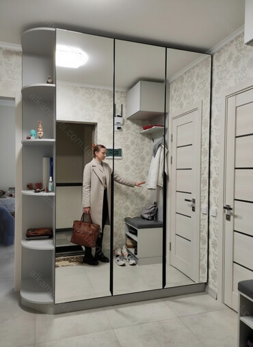 Dolablar: Kupe, Düz dolab, Dəhliz dolabı — 1