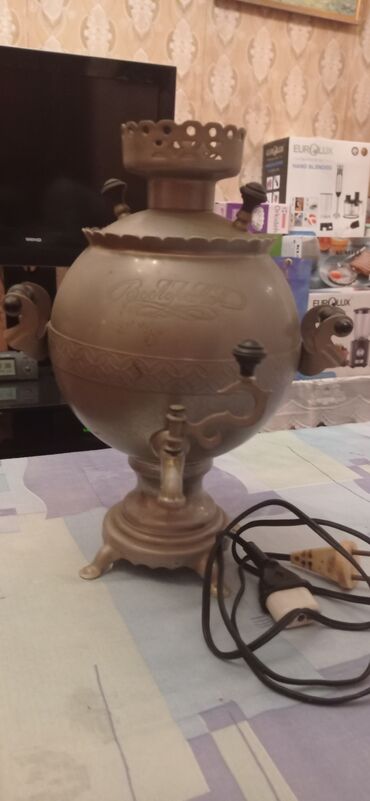 tok samovari qiymetleri: İşlənmiş Elektrik Samovar, 3 l, Ünvandan götürmə