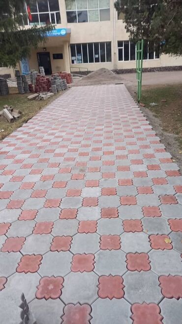Брусчатка кирпич: Продаю все виды брусчатка вибро прессованные бордюр — 15
