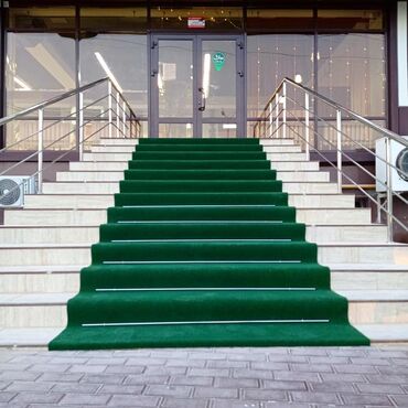 Rezin döşəmə örtüyü: Hər addımda təhlükəsizlik, hər metrində keyfiyyət! 🛡✨ Yeni rezin — 8