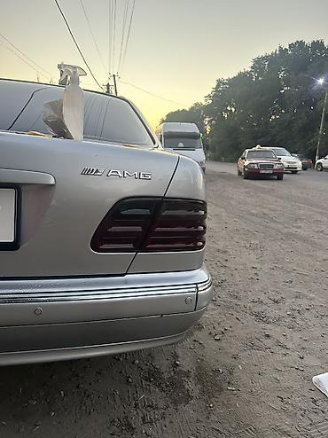 минивэн электро: Mercedes-Benz E-Class: 2001 г., 3.2 л, Автомат, Бензин, Хэтчбэк — 5