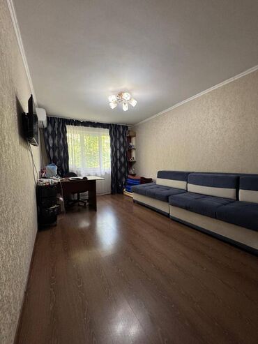 аренда 4х комнатной квартиры: 2 комнаты, 43 м², 104 серия, 1 этаж, Евроремонт