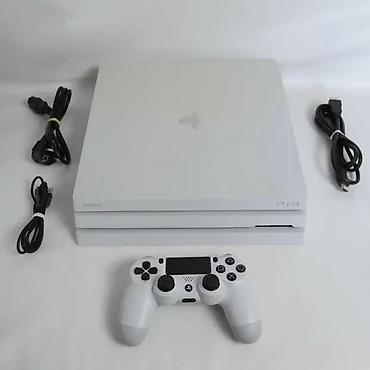 second hand shop electronics: U ponudi Sony PlayStation 4 PRO konzola u perfektnom stanju. PS4 PRO — 5