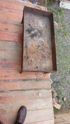 cəpiş əti: Metall manqal/qril - Material: qalın metal konstruksiya, istiliyə