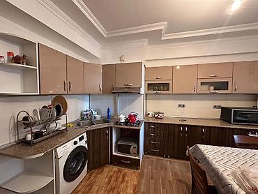 əmlak birjası: Yeni Yasamal, 3 otaqlı, Yeni tikili, m. İnşaatçılar, 155 kv. m — 5