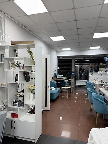 продаётся салон: Маникюрный салон 43 м², 1 комната, С ремонтом, С оборудованием, Бизнес центр — 3