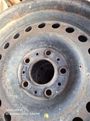 Диски: Железные Диски R 15 Комплект, отверстий - 5, Б/у — 4