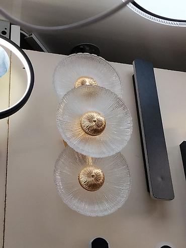 smart light: Настенный светильник/бра с тремя декоративными плафонами - Дизайн — 1