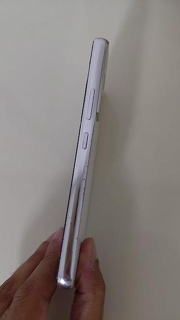 s22 mini: Samsung Galaxy S22, rəng - Ağ — 4