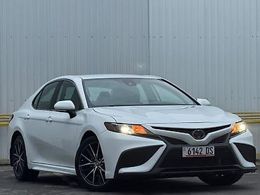 taiota raf 4: Toyota Camry: 2022 г., 2.5 л, Вариатор, Бензин, Седан — 2