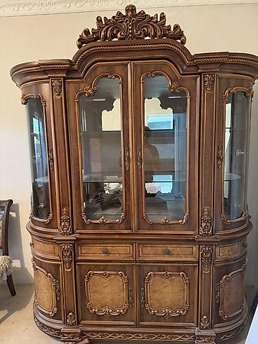 qapi iclikleri: Klassik üslubda böyük vitrin-bufet - Material: ağac (rəngli təbii — 2