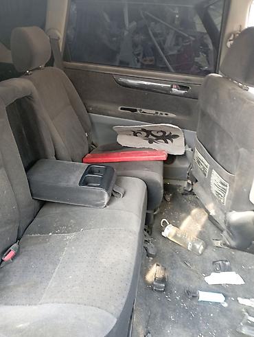 Другие автозапчасти: Тойота Ипсум 2002 запчасть — 12