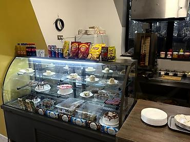 döner yeri: Sumqayıt Dövlət Universitetinin düz yanında yerləşən, uzun müddətdir — 1