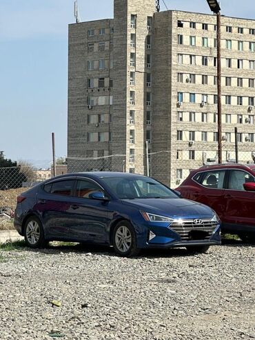 Hyundai: Hyundai Elantra: 2019 г., 2 л, Автомат, Бензин, Седан