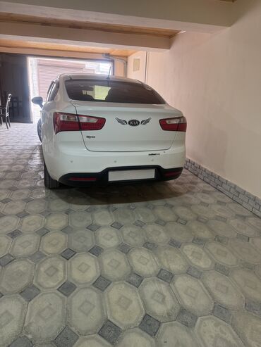 Kia: Kia Rio sedan - ağ rəng,4qpı,servizdir,bez krasqadır və bərəbər — 10