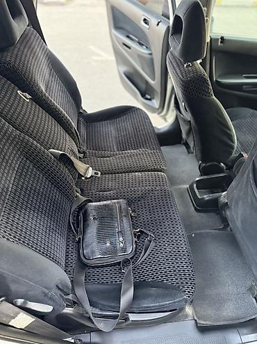 toyota stream: Honda Stream: 2003 г., Минивэн — 8