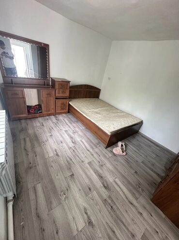 Долгосрочная аренда домов: 25 м², 1 комната, Теплый пол, Бронированные двери, Забор, огорожен