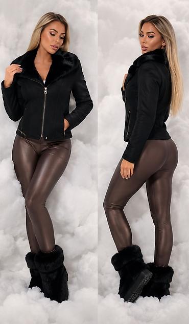 boots: Ženska zimska jakna sa krznom – crna - Elegantna, strukirana silueta — 2
