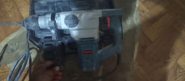 Steplerlər və bərkidici alətlər: Perforator/çəkic qazma aləti s - Brend: “KORONA” (korpus üzərində loqo