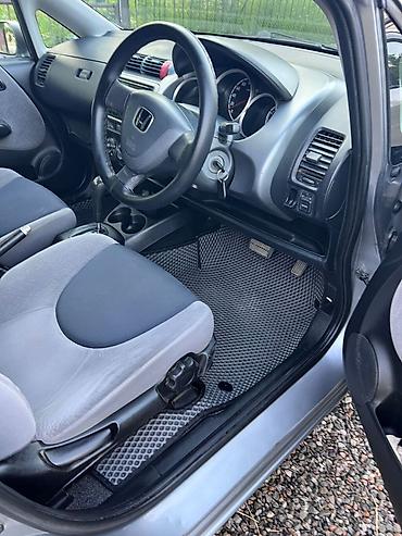 Honda: Honda Fit: 2003 г. — 11