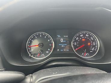 Toyota: Toyota RAV4: 2020 г., Автомат, Бензин, Кроссовер — 10