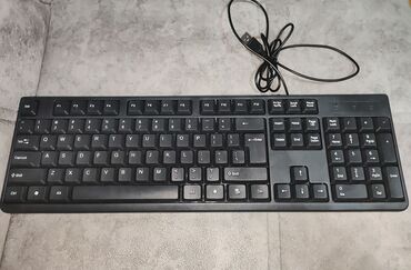 rampage v900 s: Salam. Klaviatura alınıb və sadəcə 4 gün işlənib. Personal