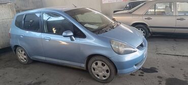 Honda: Honda Fit: 2004 г., 1.3 л, Автомат, Бензин, Хэтчбэк