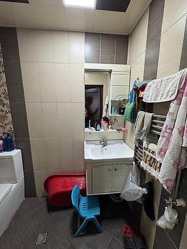 ağ seher: 3 otaqlı, Yeni tikili, 72 kv. m — 8