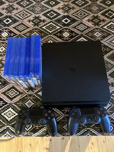Xbox Series X: PlayStation 4 Slim (qara) komplekti - PS4 Slim konsolu - 2 ədəd