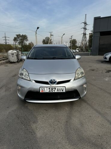 чехол на приус: Toyota Prius: 2015 г., 1.8 л, Вариатор, Гибрид, Хетчбек
