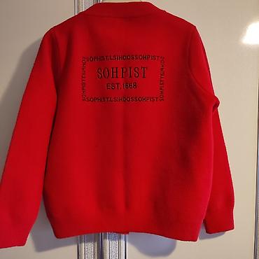 jordan jaket: 40-42 razmere geden vidrovka satilir. Yenidir, 1 eded qalib. Qiymeti — 3
