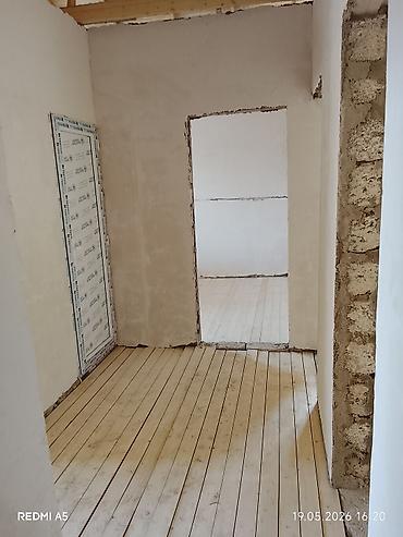 Həyət evləri və villalar: 4 otaqlı, 115 kv. m, Orta təmir — 5
