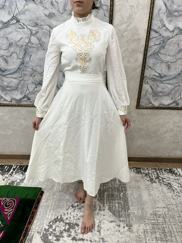 платье на той: Белое женское платье с изящной вышивкой - Цвет: белый с
