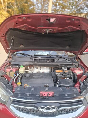 Chery: Chery Tiggo (T11) krossover - Kuzov: 5 qapılı, tünd qırmızı rəng - — 14