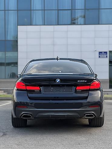 kia clarus: BMW 5 series: 2020 г., 2 л, Автомат, Электромобиль, Седан — 5