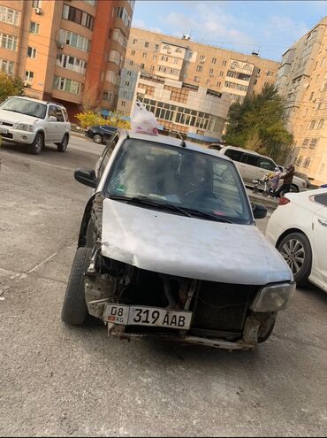 дайхатсу купе: Daihatsu Cuore: 1999 г., 1 л, Механика, Бензин, Купе