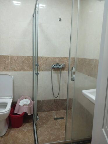 Yeni tikili: Saray MTK -da 3 cü mərtəbədə 92 kv ölçüdə ev satılır.İlkin ödəniş — 2