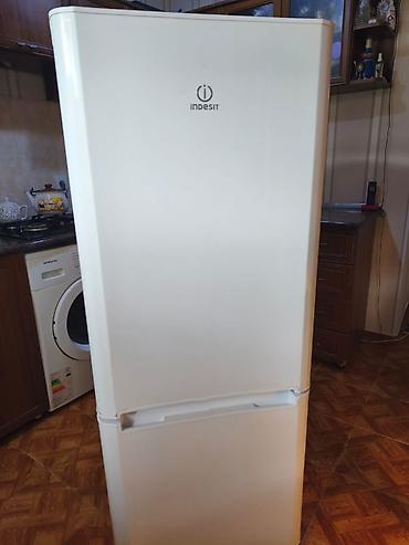 soyuducular 2 el: İşlənmiş 2 qapılı Indesit Soyuducu Satılır, rəng - Ağ, Dolab içi — 6